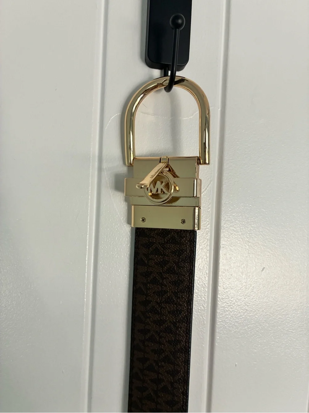 Michael Kors elegant brown